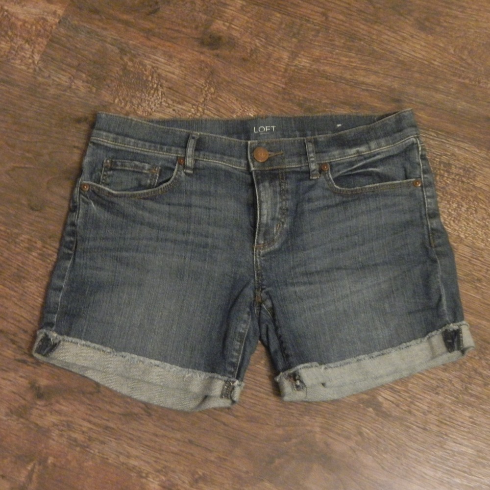 LOFT Denim Roll‎ Shorts Cuffed Hem Casual Everyday Blue Jean Shorts Size 0